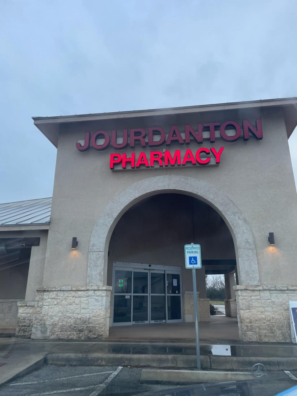 Front entrance of Jourdanton Pharmacy